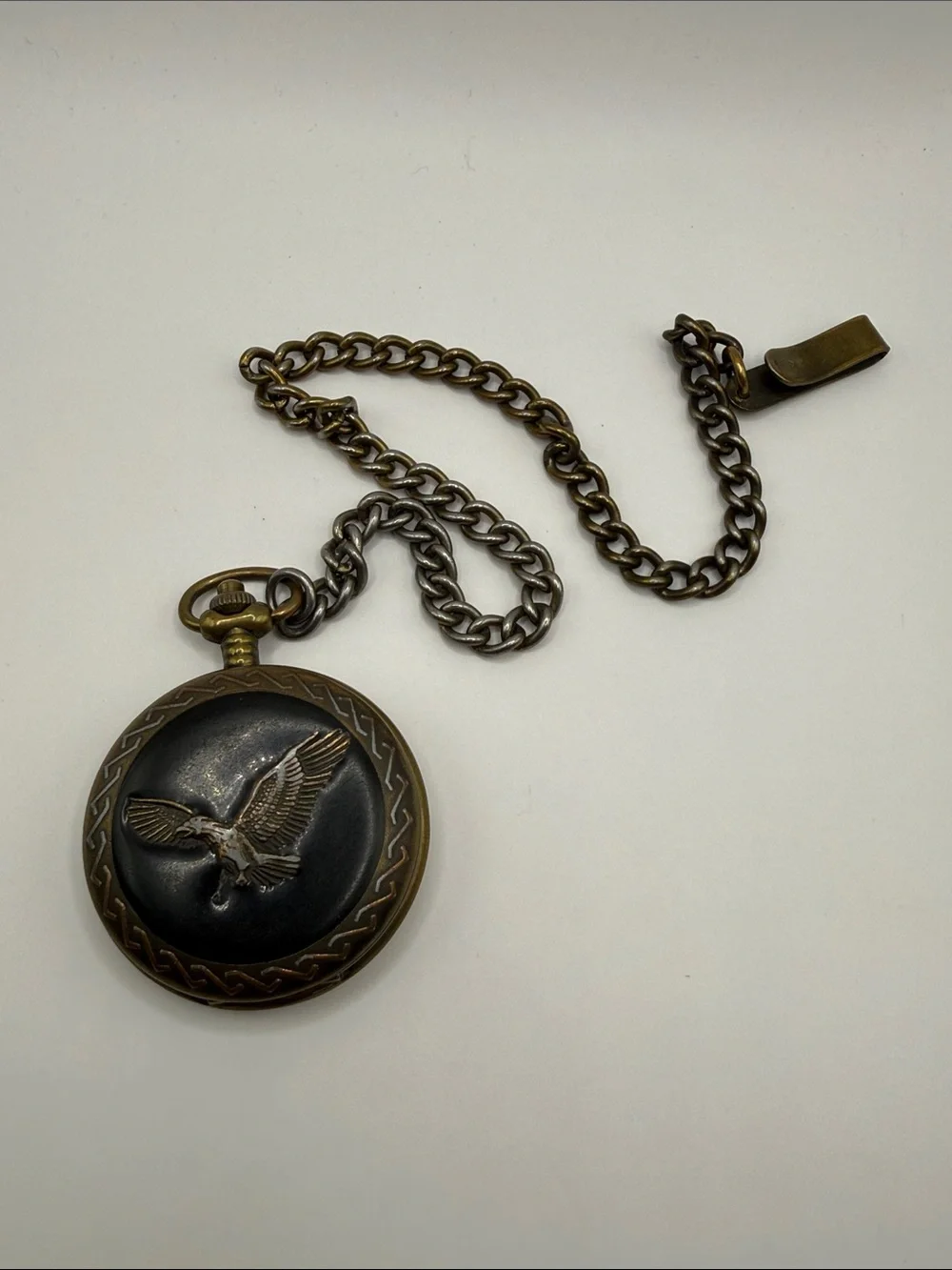 Vintage McGregor Hunt Club Eagle Gold Tone Black Pocket Watch